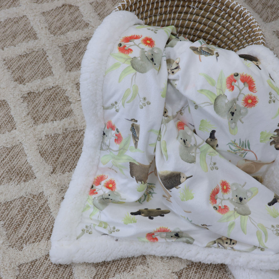Aussie Animals Cuddle Blanket - Plum