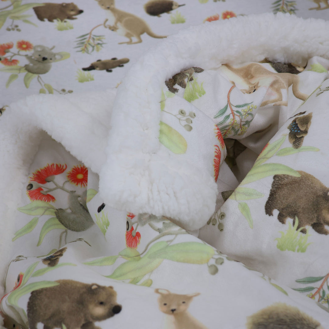 Aussie Animals Cuddle Blanket - Plum
