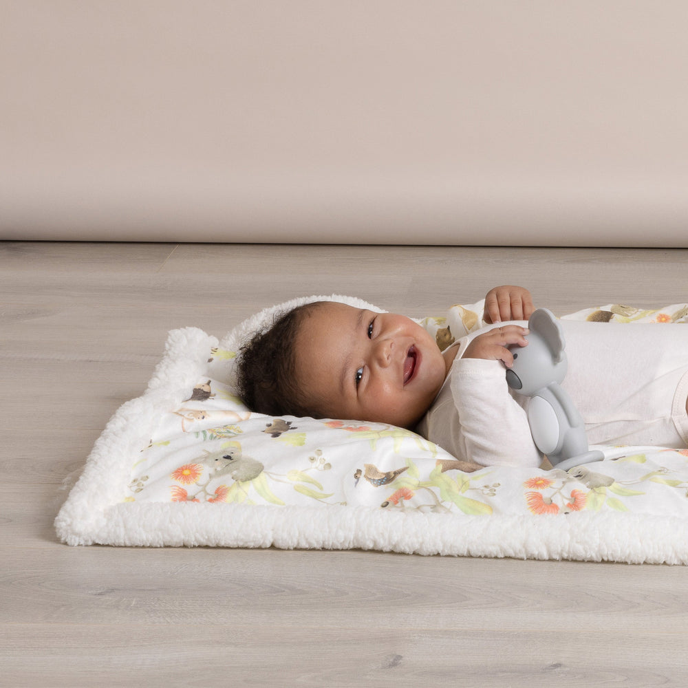 Aussie Animals Cuddle Blanket - Plum