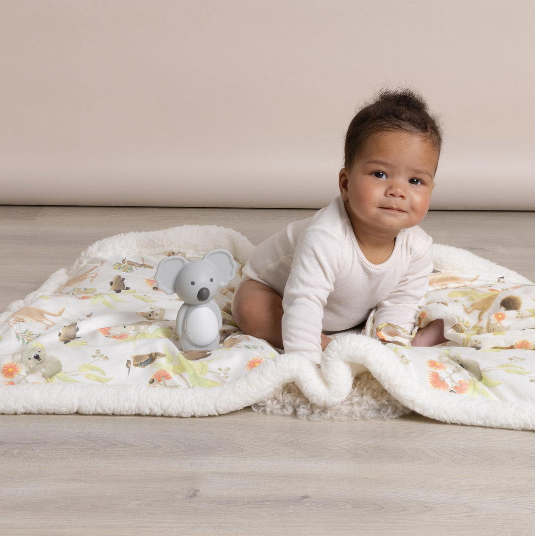 Aussie Animals Cuddle Blanket - Plum