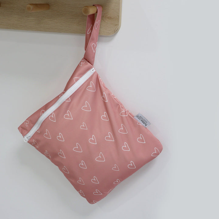 Nordic 2pk Wet/Dry Bags Bundle Berry Hearts - 25x28cm &amp; 30x35cm - Plum